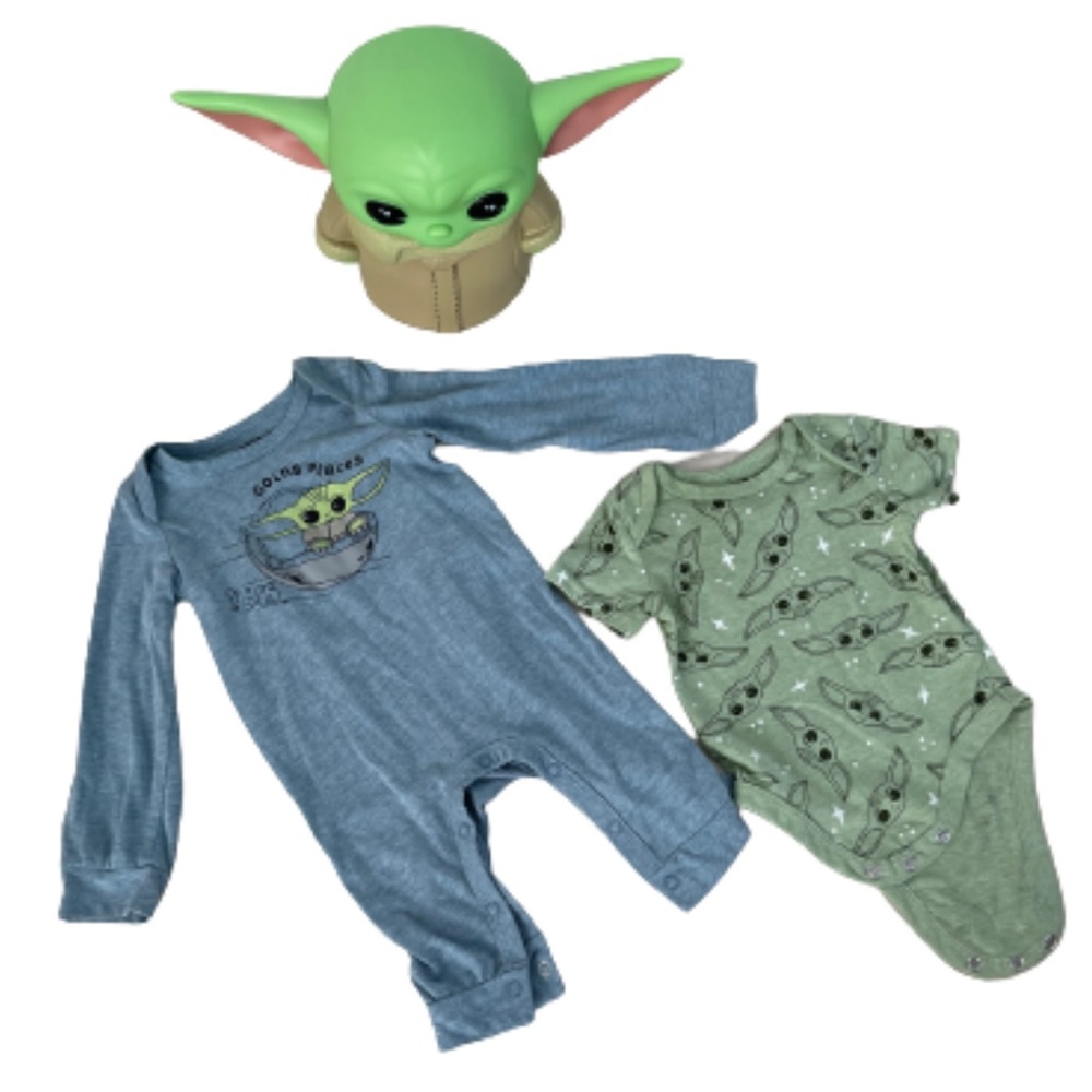 Two baby yoda outfits 3-6M